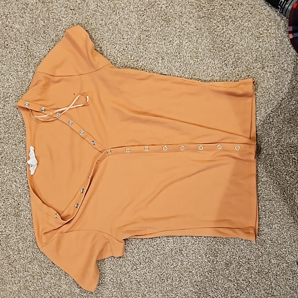 Hippie Rose snap up short sleeve shirt size medium